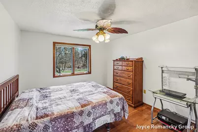 11235 W Broomfield Road, Remus, MI 49340 - Photo 19