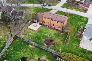 25234 Chapelweigh Dr, Farmington Hills, MI 48336 - Photo 33