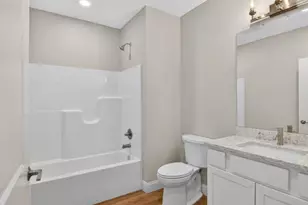 1132 Lochaven Cir, Hillsdale, MI 49242 - Photo 53