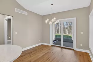 1132 Lochaven Cir, Hillsdale, MI 49242 - Photo 17