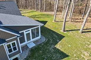 1132 Lochaven Cir, Hillsdale, MI 49242 - Photo 75