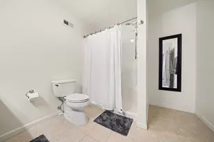 217 W Merchant St, New Buffalo, MI 49117 - Photo 15