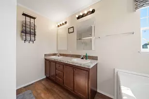 320 Grand River Dr, Adrian, MI 49221 - Photo 27