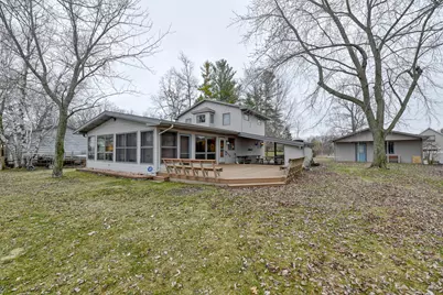 9471 Peninsula Drive, Mecosta, MI 49332 - Photo 3