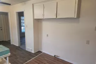 8236 Trinity St, Detroit, MI 48228 - Photo 11