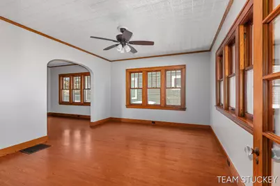 1124 Sibley Street NW, Grand Rapids, MI 49504 - Photo 5