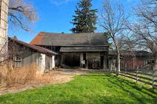 10955 Scio Church Rd, Chelsea, MI 48118 - Photo 7