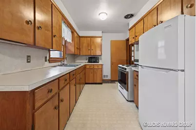 3234 Ivanrest Avenue SW, Grandville, MI 49418 - Photo 5