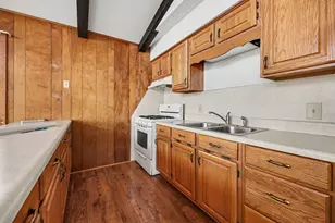 1017 E Hess Lake Dr, Grant, MI 49327 - Photo 13