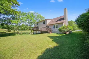 13574 Orchard Ct, Chelsea, MI 48118 - Photo 11