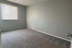 157 Canfield St, Milan, MI 48160 - Photo 9