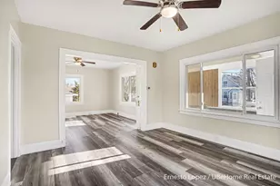 376 College Ave, Holland, MI 49423 - Photo 7