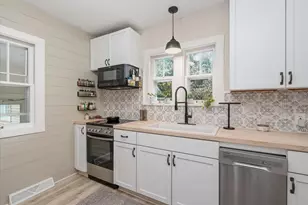 1904 North St, Kalamazoo, MI 49006 - Photo 9