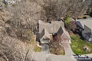 1718 Big Timber Ct NE, Grand Rapids, MI 49505 - Photo 3