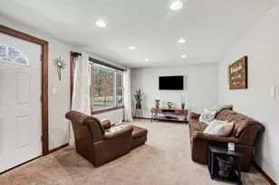 2435 Lilac Ave, Holland, MI 49424 - Photo 11