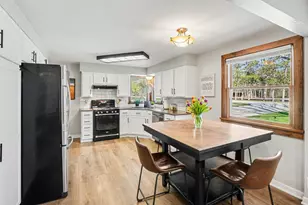 2435 Lilac Ave, Holland, MI 49424 - Photo 7