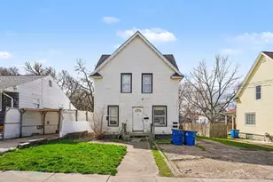 458 Clinton Ave, Kalamazoo, MI 49001 - Photo 3