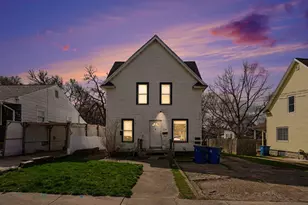 458 Clinton Ave, Kalamazoo, MI 49001 - Photo 1