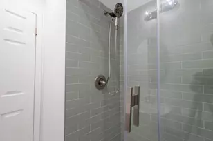 6750 Buhr St, Hamtramck, MI 48212 - Photo 17