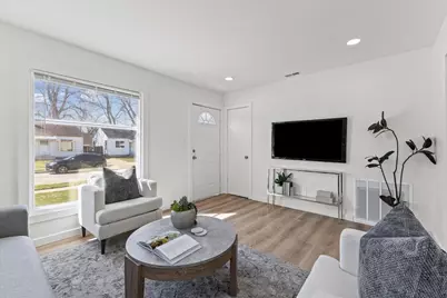 647 E Brockton Avenue, Madison Heights, MI 48071 - Photo 7