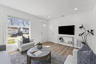 647 E Brockton Ave, Madison Heights, MI 48071 - Photo 7