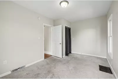 909 S Franklin Street, Greenville, MI 48838 - Photo 17