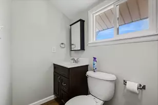 909 S Franklin St, Greenville, MI 48838 - Photo 21