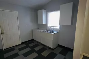 849 Bates St SE, Grand Rapids, MI 49506 - Photo 7