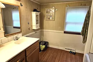 52561 38th Ave, Bangor, MI 49013 - Photo 15