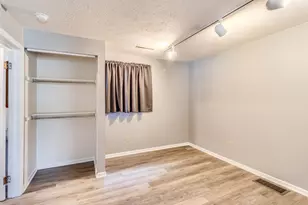 2001 Fern Beach, Battle Creek, MI 49014 - Photo 11