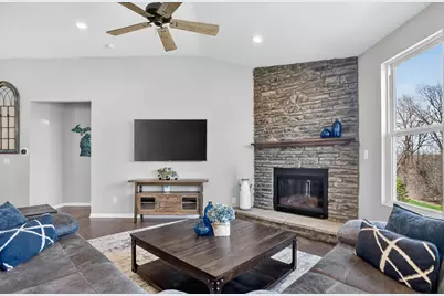 1158 Lark Street, Lake Orion, MI 48360 - Photo 7