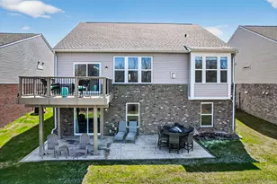 1158 Lark St, Lake Orion, MI 48360 - Photo 3