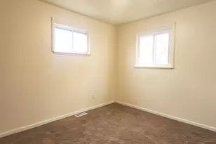 952 Hunter Ave, Ypsilanti, MI 48198 - Photo 5