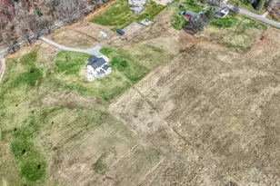 2015 Pierce Rd, Chelsea, MI 48118 - Photo 47