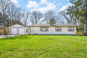 1890 Union Ave, Benton Harbor, MI 49022 - Photo 1