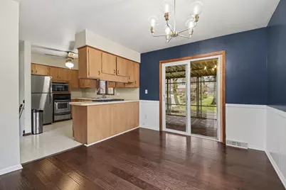 3835 Burlingame Avenue SW, Wyoming, MI 49509 - Photo 9