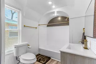 1054 Dickinson St SE, Grand Rapids, MI 49507 - Photo 11