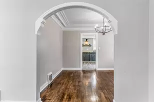 1054 Dickinson St SE, Grand Rapids, MI 49507 - Photo 9