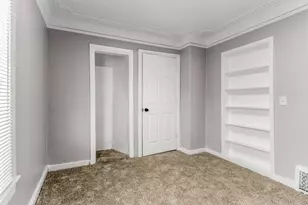 1054 Dickinson St SE, Grand Rapids, MI 49507 - Photo 13