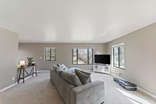 677 Karmada St, Plymouth, MI 48170 - Photo 15