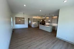 6748 Vriesland Xing, Zeeland, MI 49464 - Photo 5