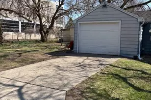 226 Dunlap St, Lansing, MI 48910 - Photo 5