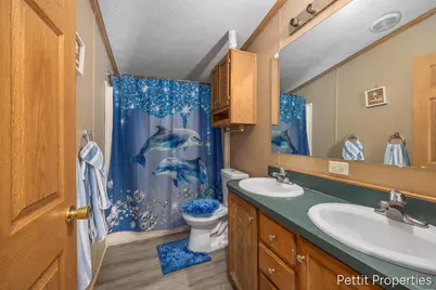 7062 Independence Lane SW, Grand Rapids, MI 49548 - Photo 11