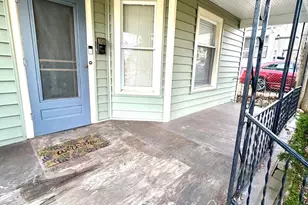 447 Emerald Ave NE, Grand Rapids, MI 49503 - Photo 3