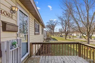 4062 Oriole Avenue SW, Wyoming, MI 49509 - Photo 3