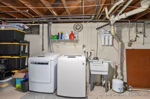 4062 Oriole Ave SW, Wyoming, MI 49509 - Photo 29