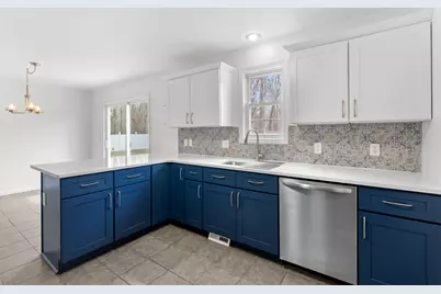 36029 Valley Drive, Paw Paw, MI 49079 - Photo 13