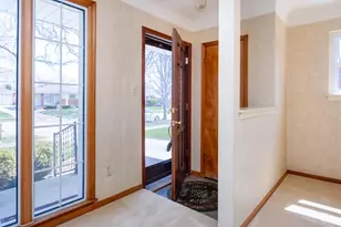 3230 Maxwell St, Trenton, MI 48183 - Photo 5