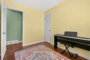 3081 Brookmont Dr, Kalamazoo, MI 49004 - Photo 11