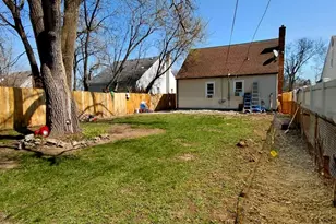 8845 Faust Ave, Detroit, MI 48228 - Photo 5